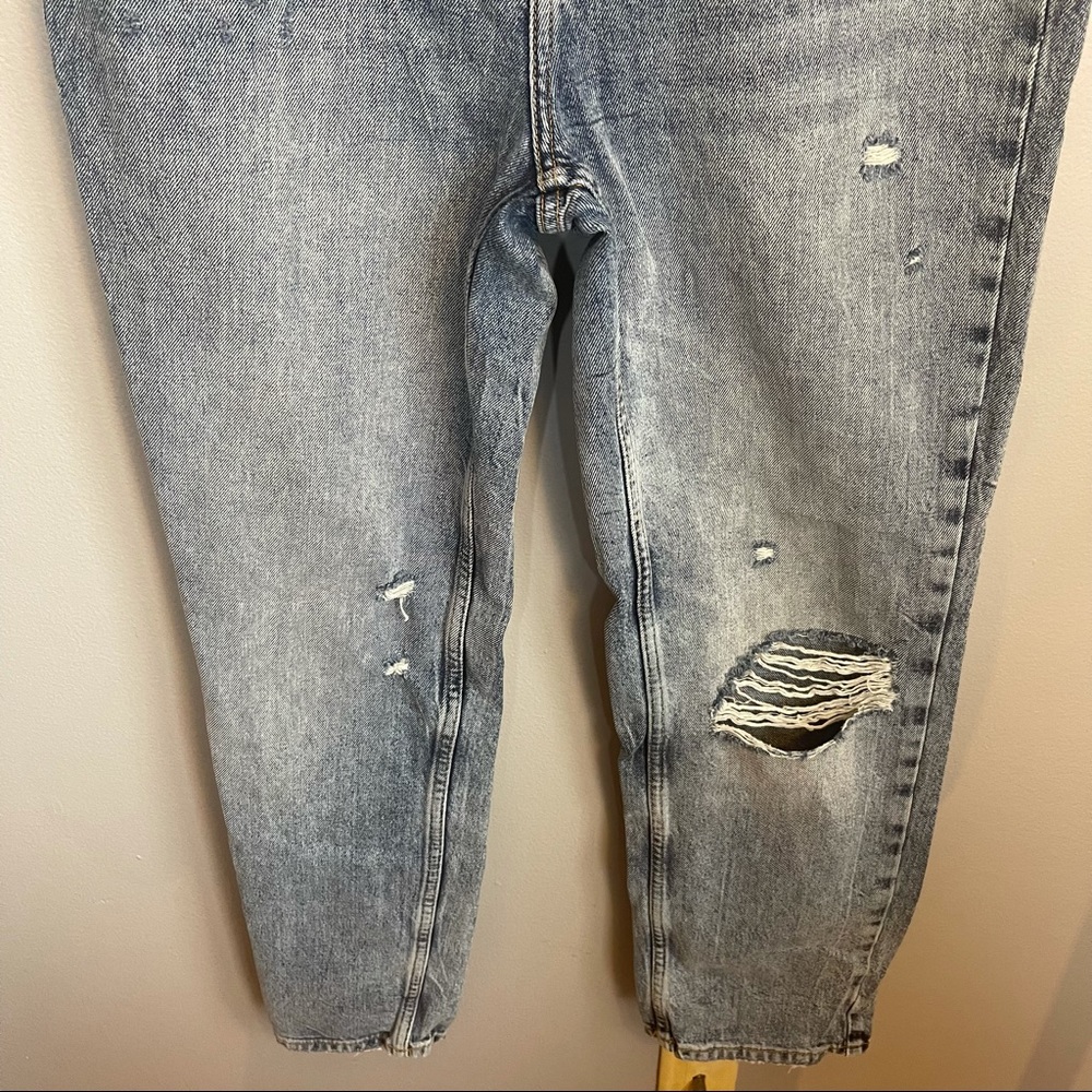Free People, We the Free Dakota High Rise Straight Jeans, Distressed, Size 28 - Picture 10 of 14